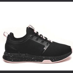 Kuru atom wide plantar fasciitis sneakers